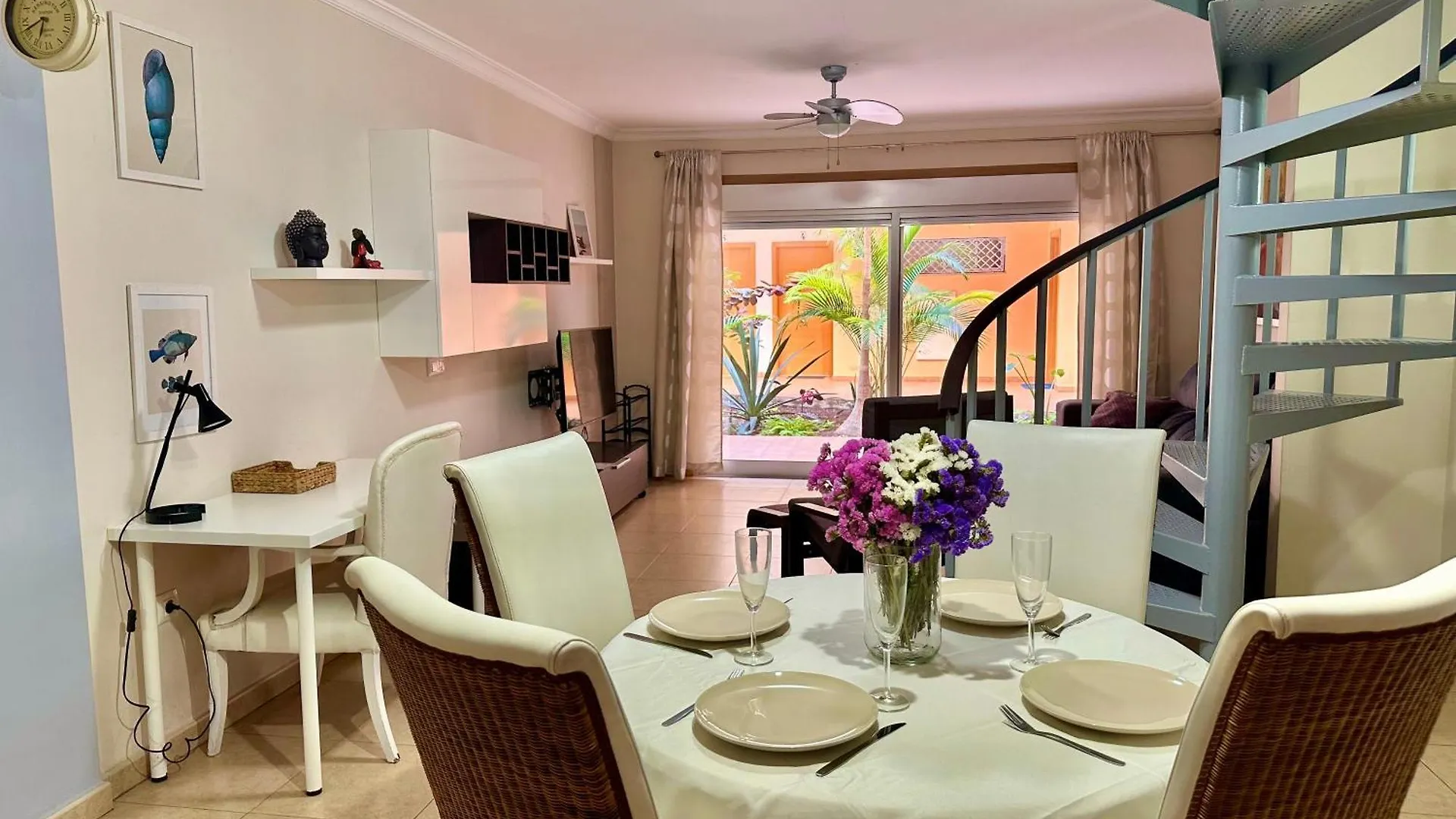 Charming 3 Bedroom Apartment Playa de San Juan